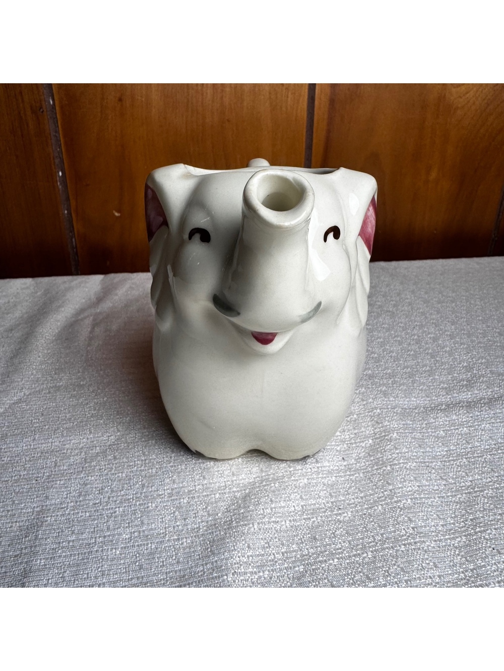 Vintage Darling USA Elephant Creamer Pitcher, 5 Inch Whimsical Ceramic Milk Jug - Picture 5 of 10